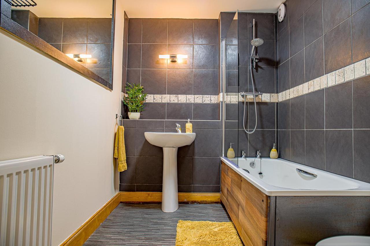 Caledonian 2 Bedroom Free Parking Інвернесс Екстер'єр фото
